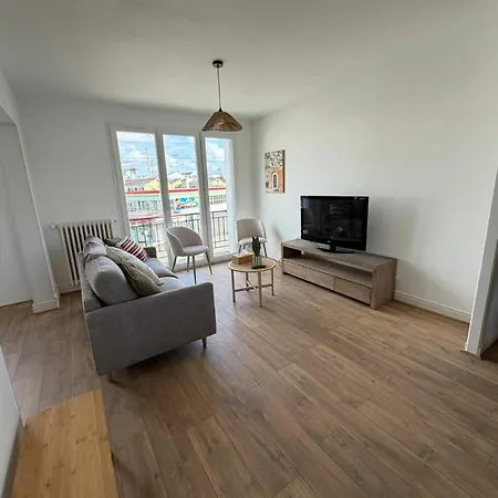 La Bel Adresse * Evron