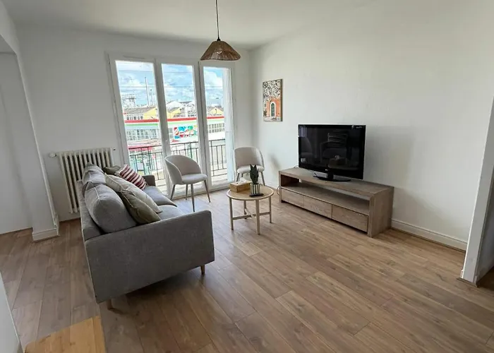 La Bel Adresse * Evron