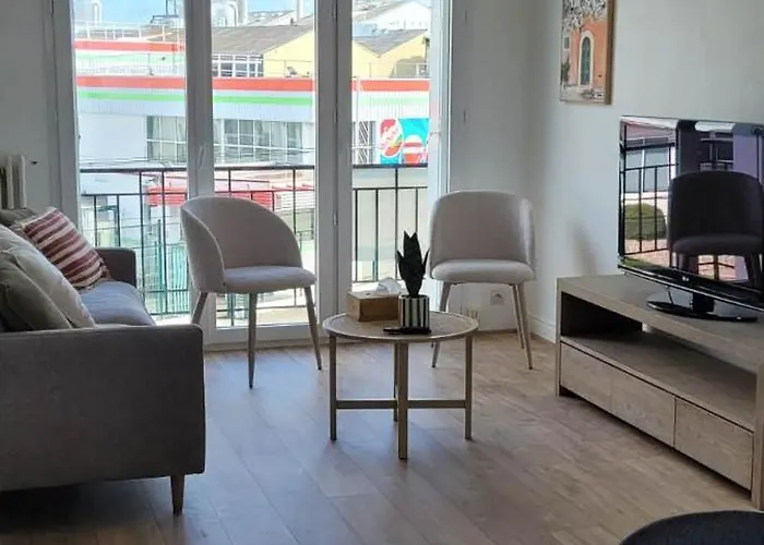 Апартаменты La Bel Adresse Evron